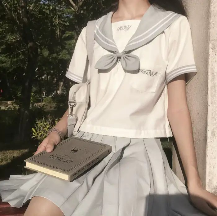 叛谍迷情